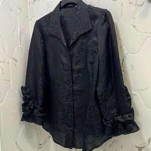 CARLISLE 100% SILK BLOUSE 🖤